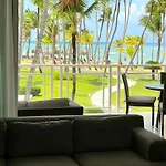 Beach Front Apartments By Playa Palmera