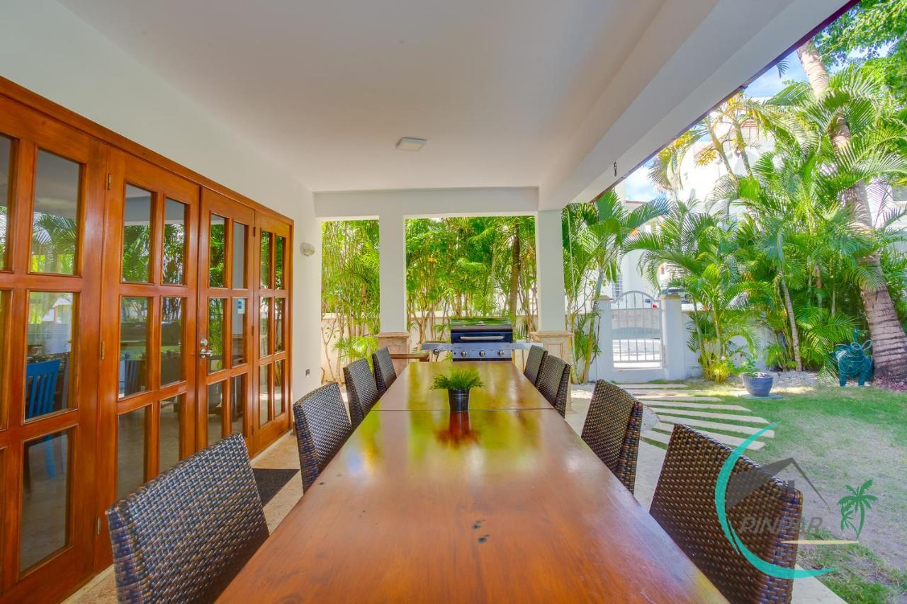 Close To The Beach! Lux Gemela, 6br, 9bt Villa