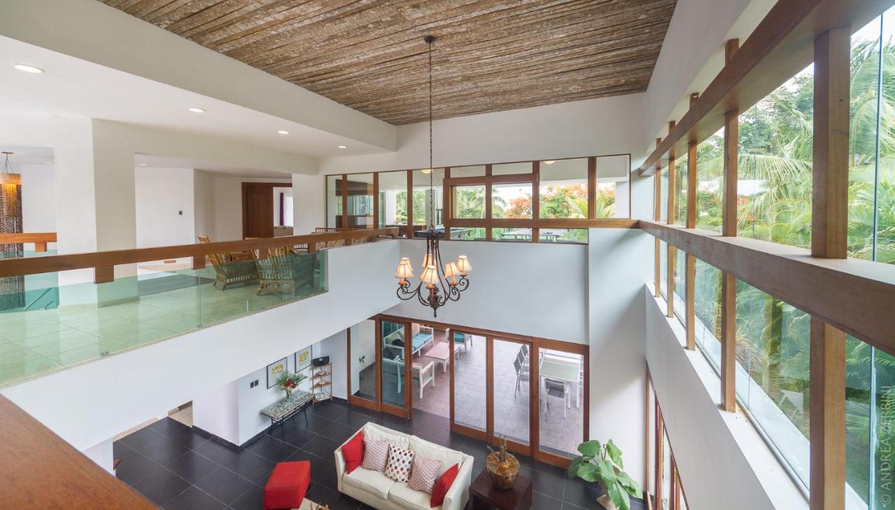 Villa Exclusive And Club Pool