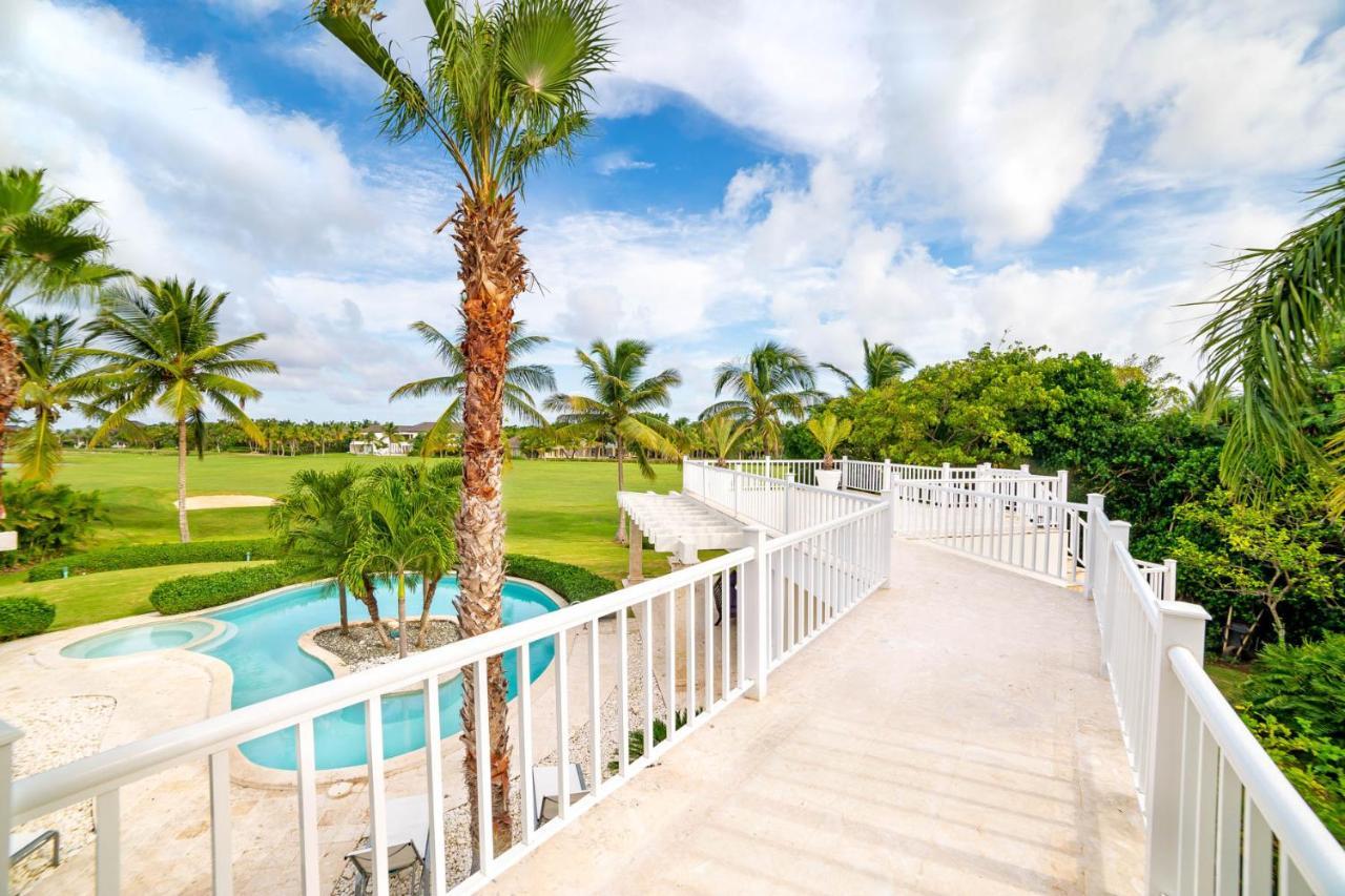 Exclusive And Club Pool Punta Cana