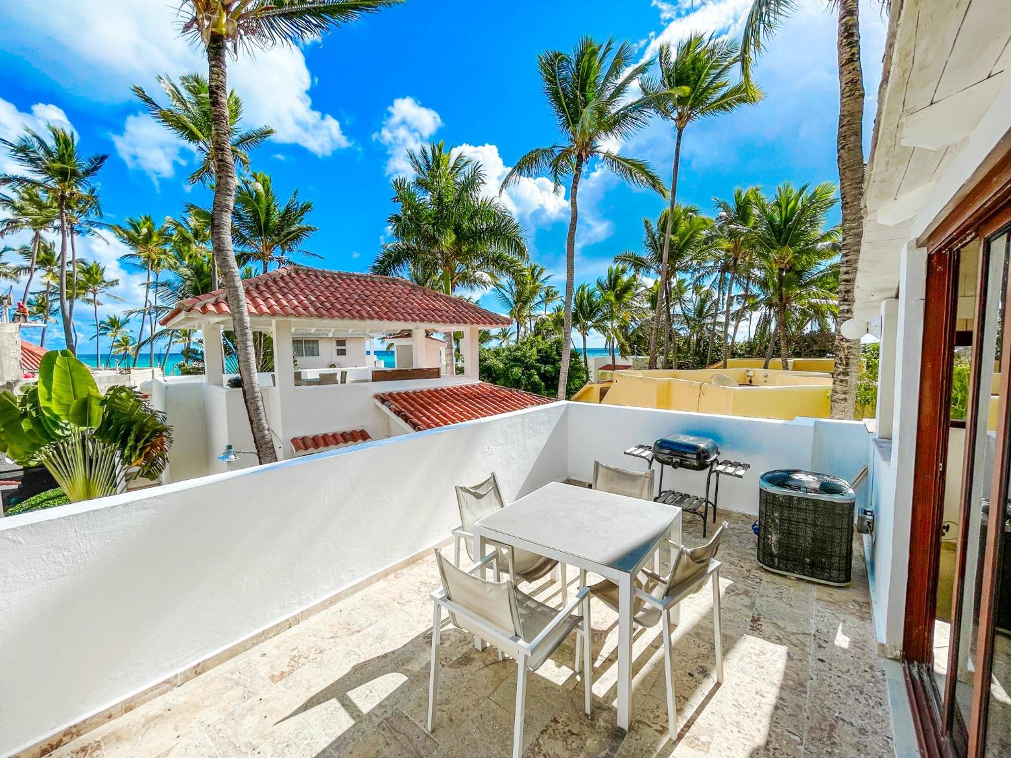 Tropical Club And Bavaro With Wifi Parking Bbq