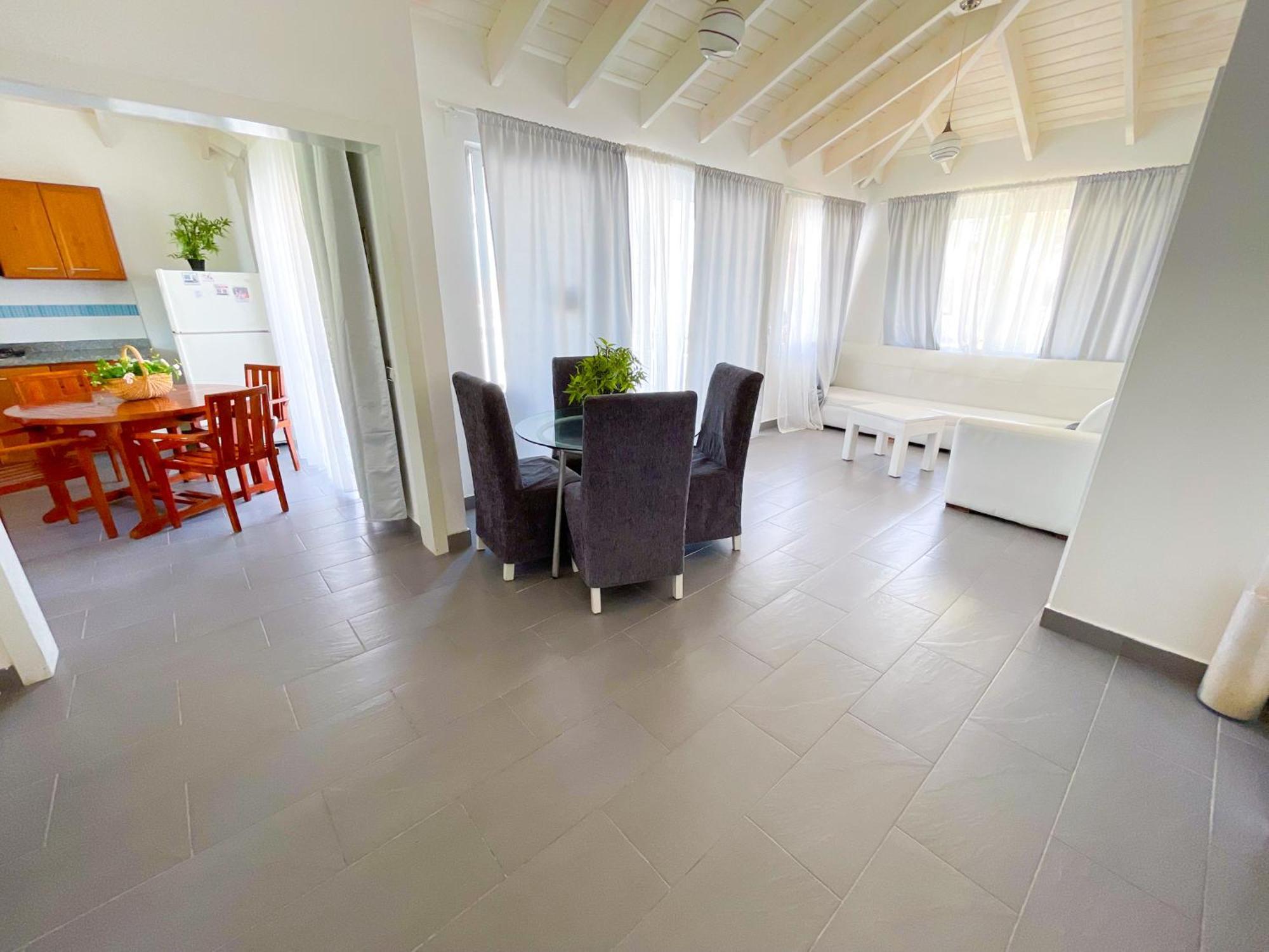 Tropical Club And Bavaro With Wifi Parking Bbq