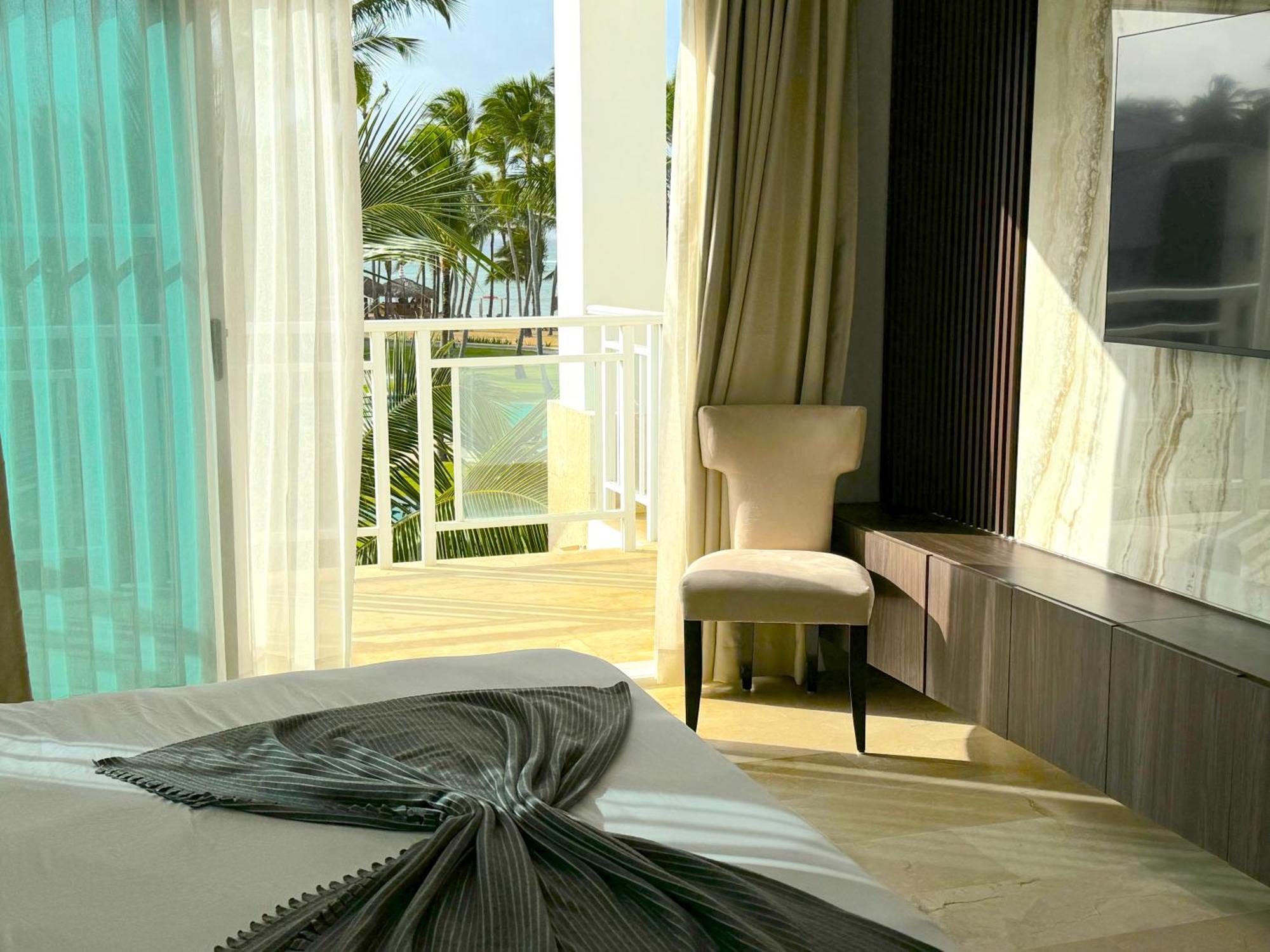 Front By Playa Palmera *