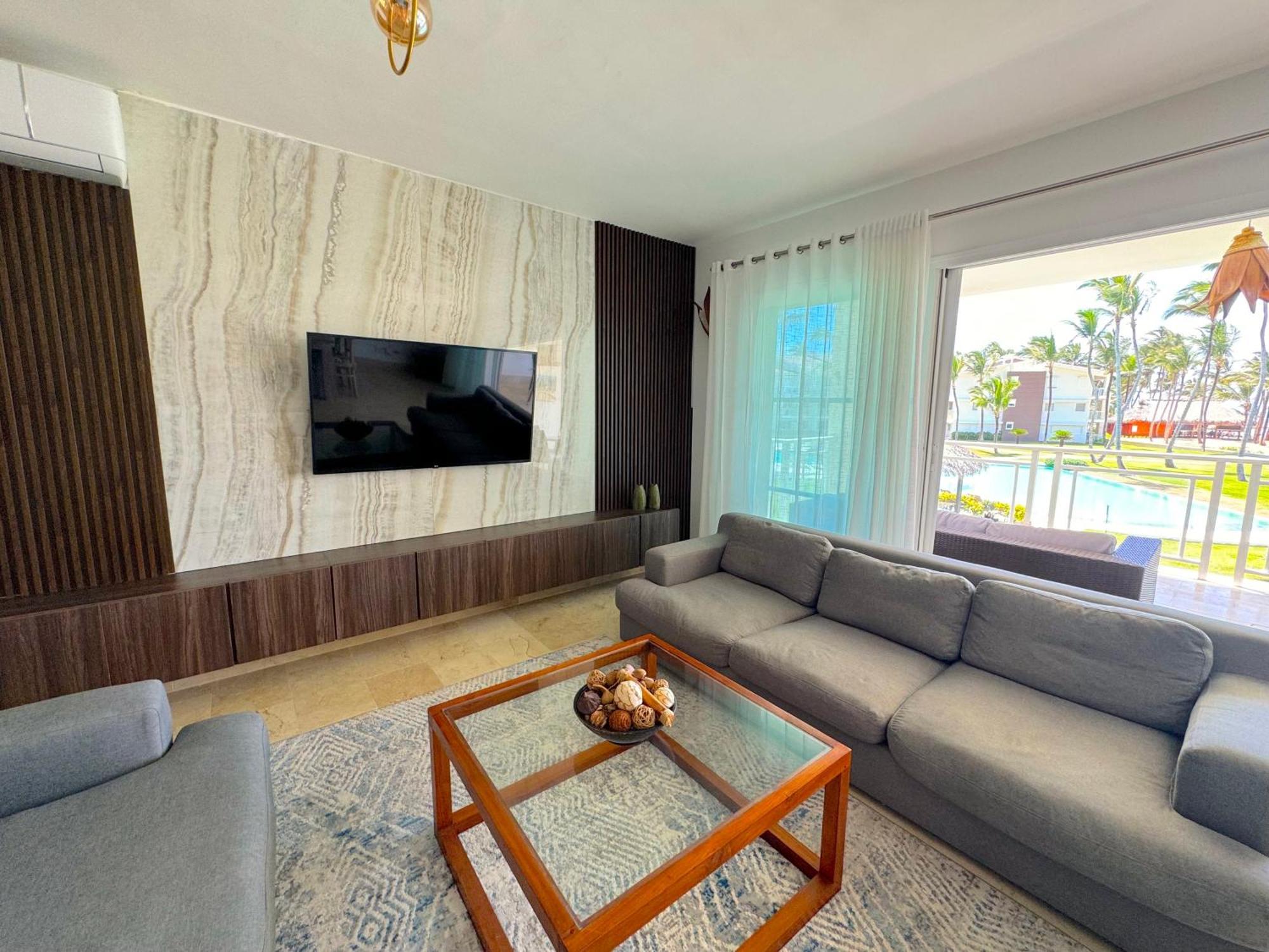 Front By Playa Palmera Apartment *