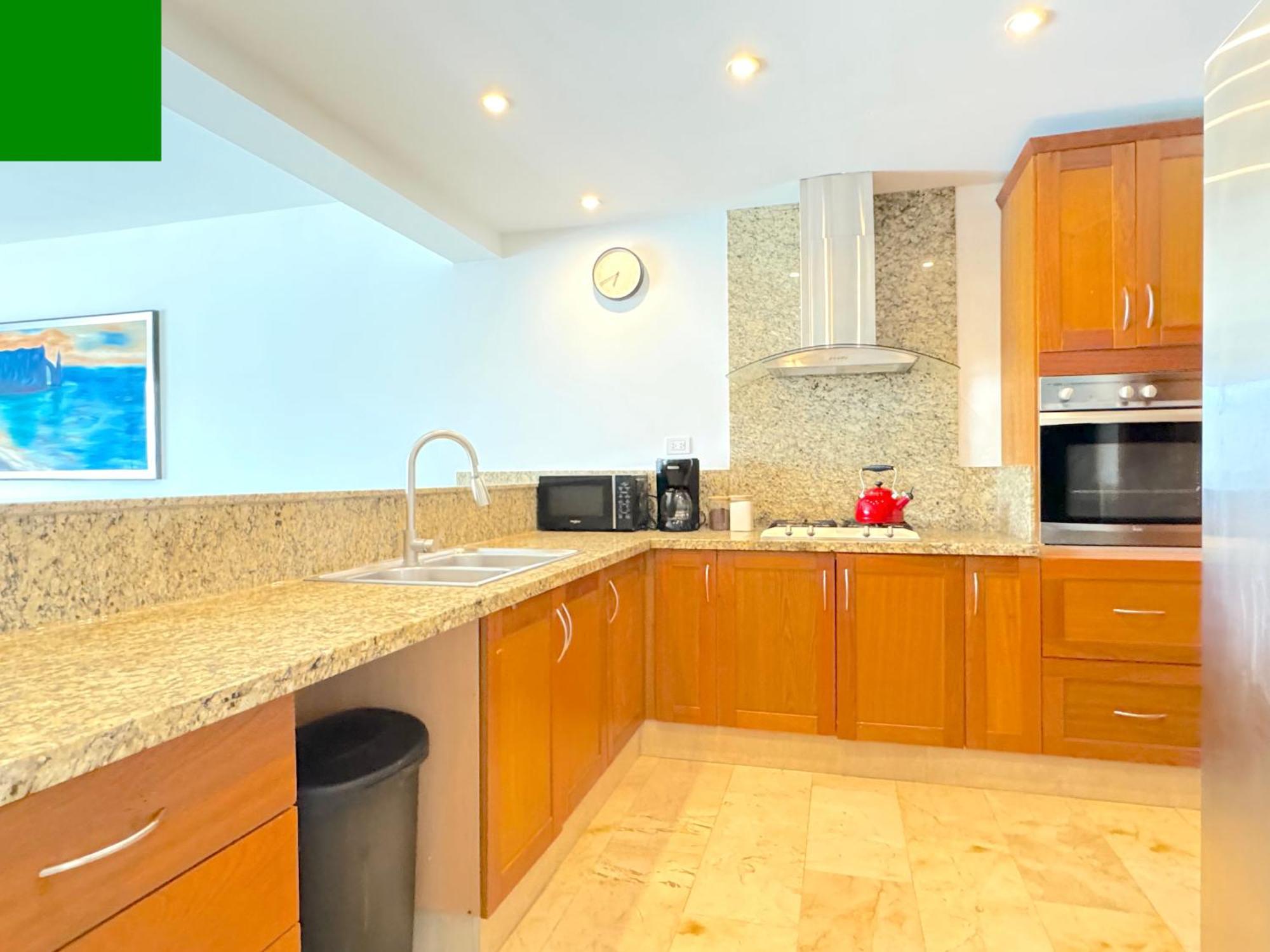 Front By Playa Palmera Apartment