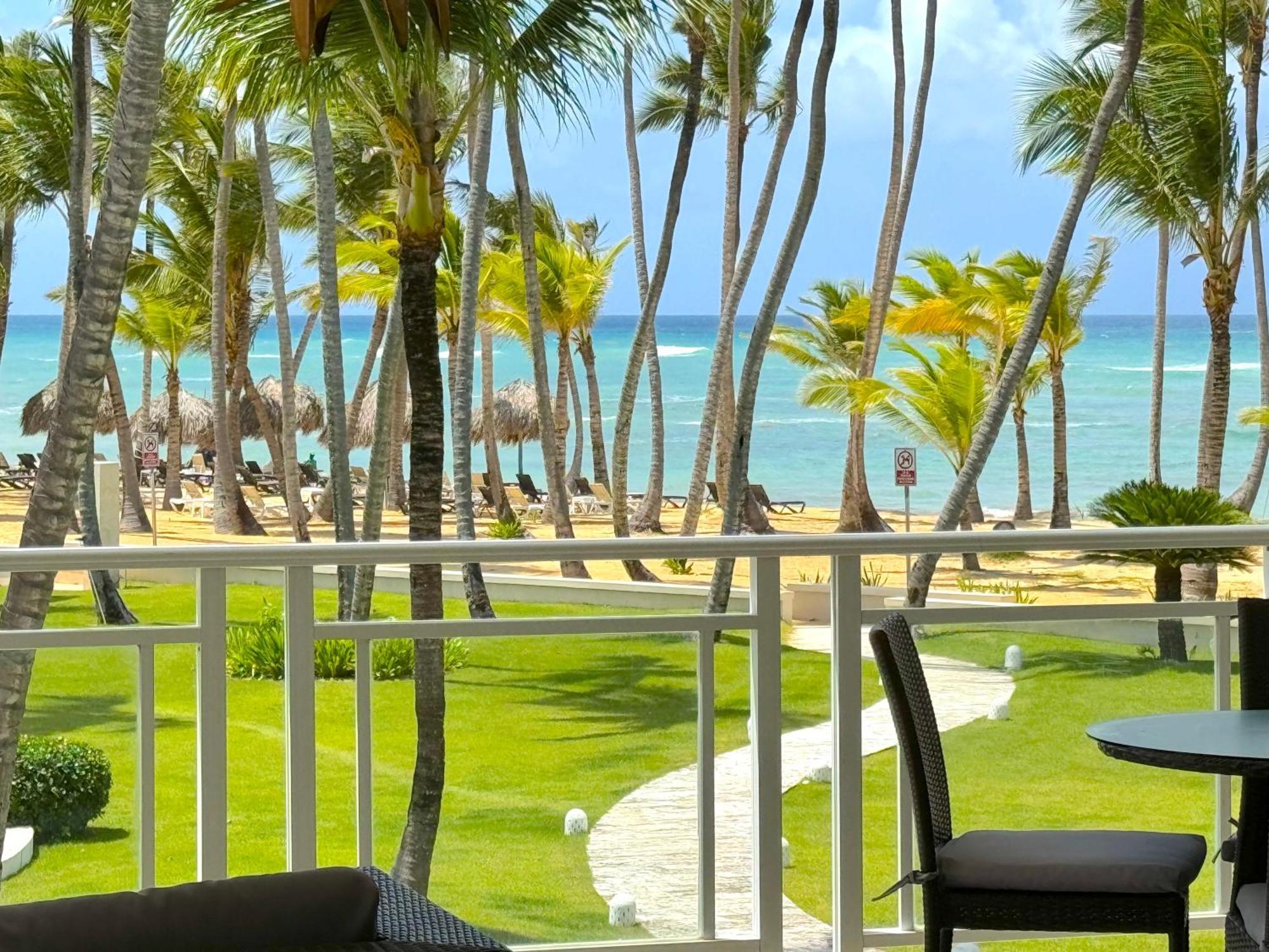 Front By Playa Palmera Apartment Punta Cana