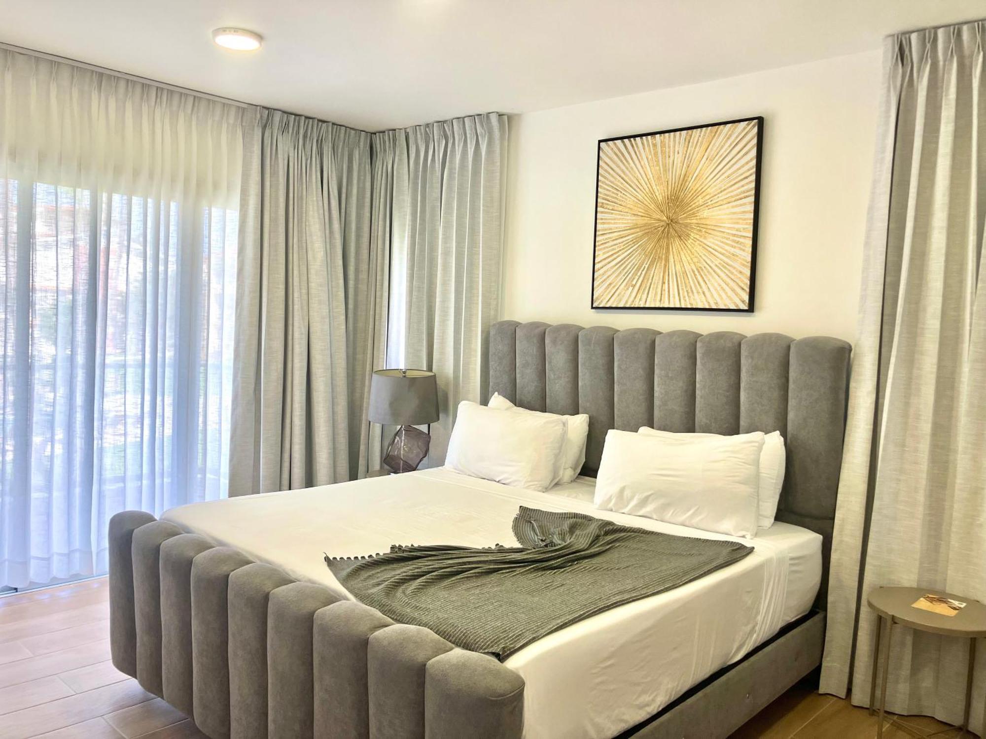 Apartment Front By Playa Palmera