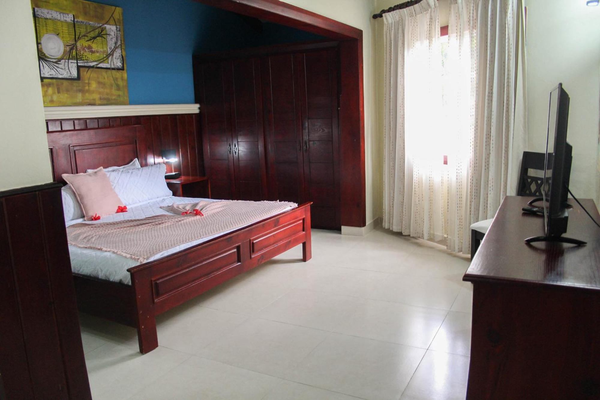 Hotel Plaza Brisas Mt