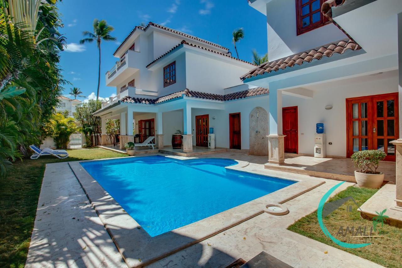 Villa Close To The Beach! Lux Gemela, 6br, 9bt *