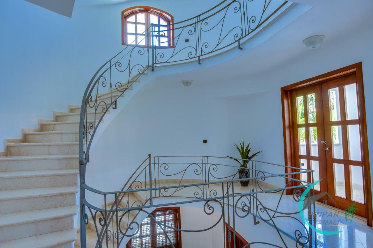 Close To The Beach! Lux Gemela, 6br, 9bt Villa *