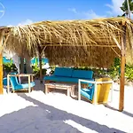 Escapada En Bavaro, Vista Piscina, Playa Los Corales A Solo Pasos