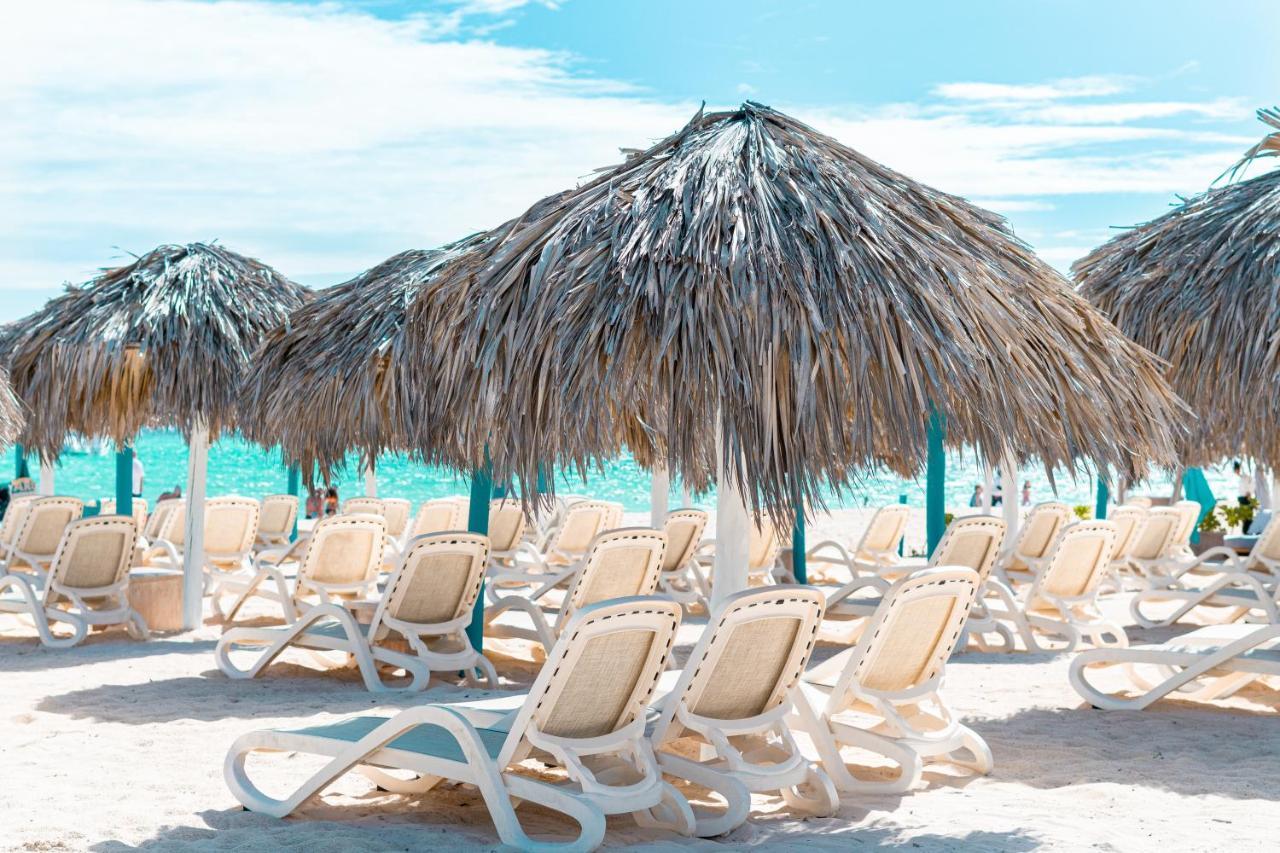 Escapada En Bavaro, Vista Piscina, Playa Corales A Solo Pasos *