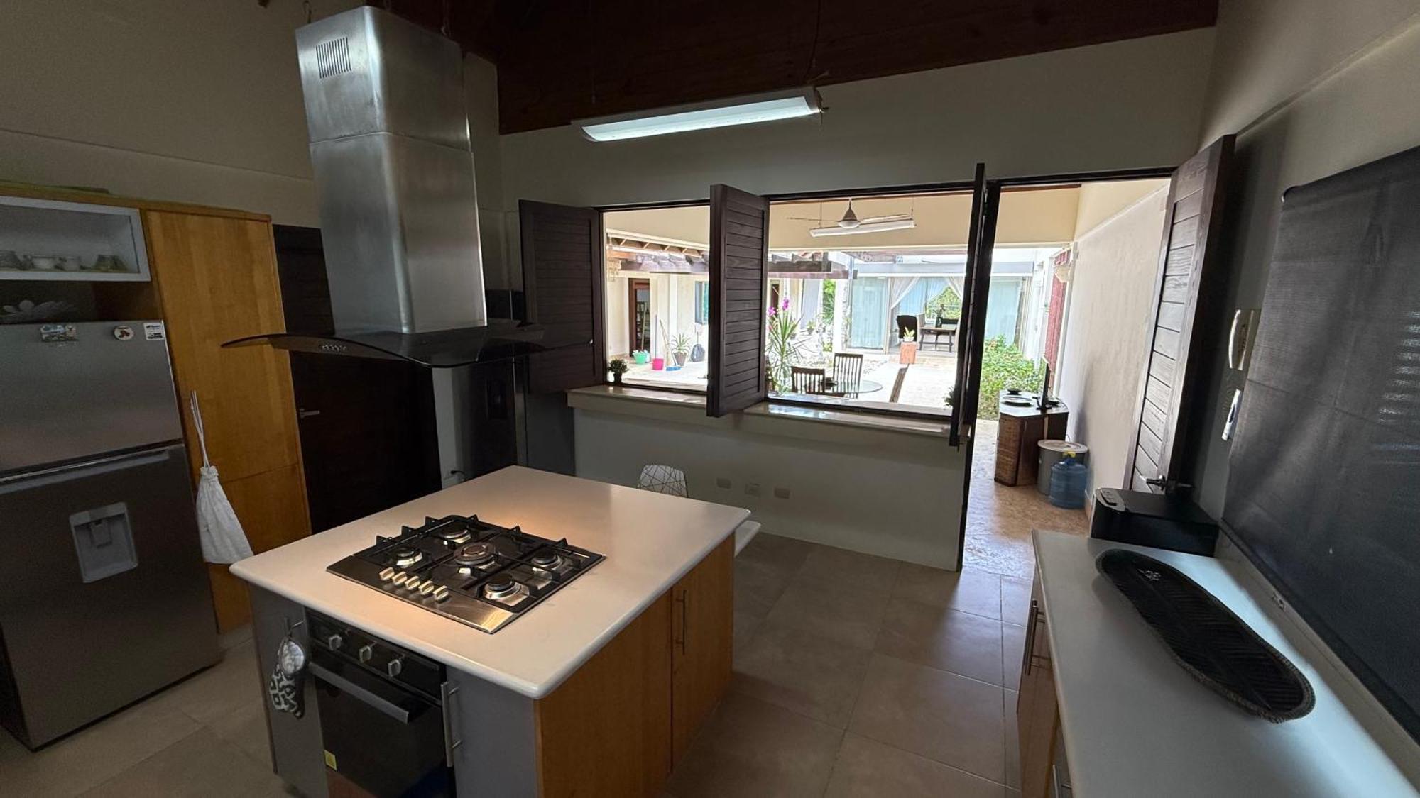 Villa Centrally Exterior Accessible & Pet Friendly