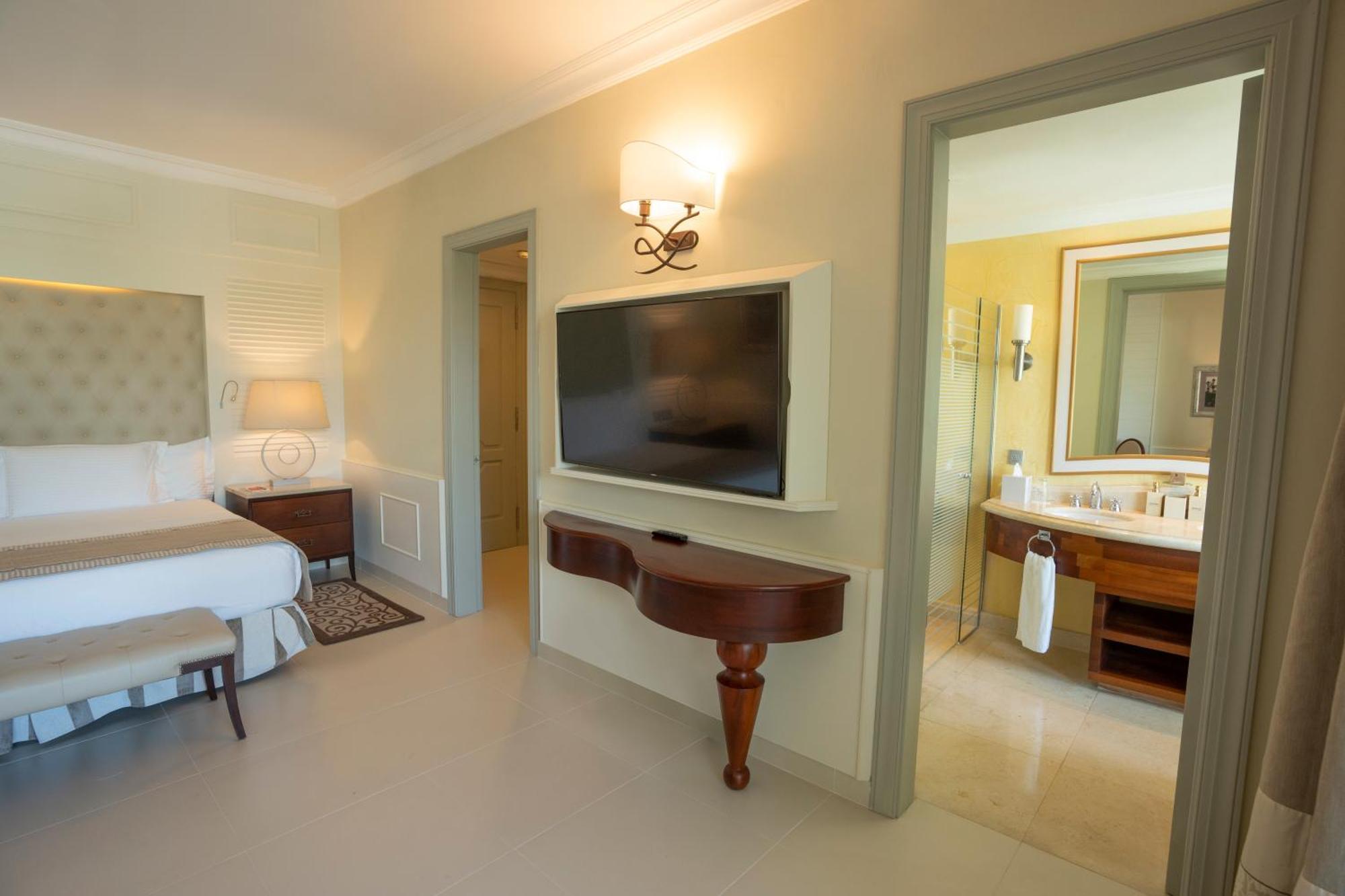 Resort Joia Bavaro By Iberostar (adults Only)