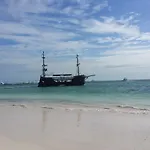 Grand Blue Garden Los Corales Beach