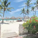 Aventura Studios And Suites - Los Corales Beach - Good Location With Many Restaurants