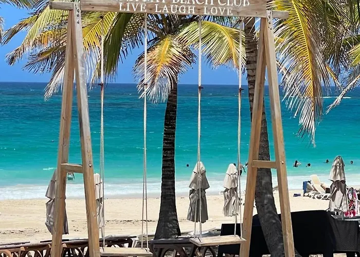 Beautiful Property Across From Hardrock Hotel With Free Casino Private Beach Club And Golf Course We Now Take Google Pay Apple Pay And Paypal