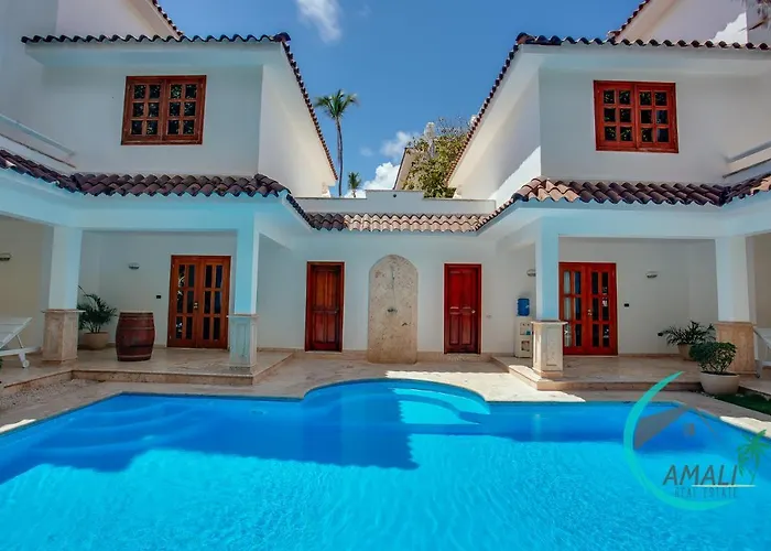 Close To The Beach! Lux Villa Gemela, 6Br, 9Bt
