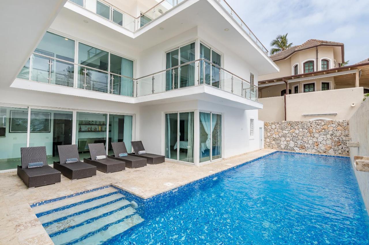 Villa Luxury In Bavaro Just On The