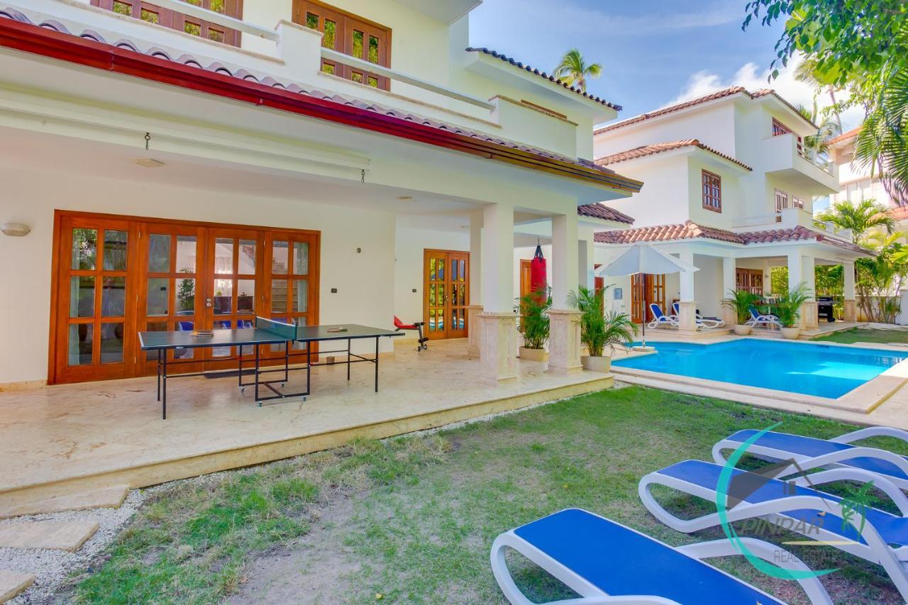 Villa Close To The Beach! Lux Gemela, 6br, 9bt Punta Cana