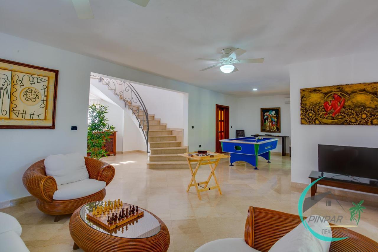 Villa Close To The Beach! Lux Gemela, 6br, 9bt