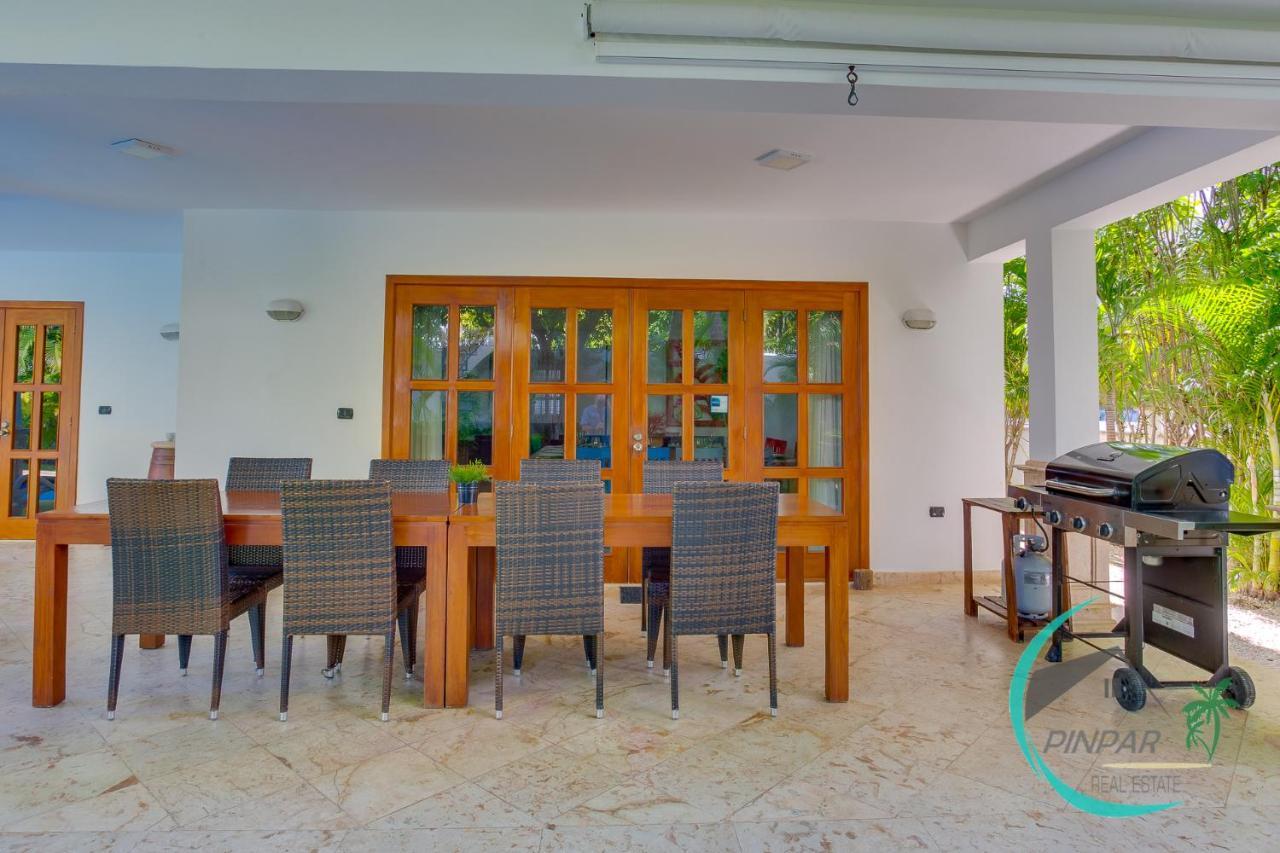 Villa Close To The Beach! Lux Gemela, 6br, 9bt Punta Cana