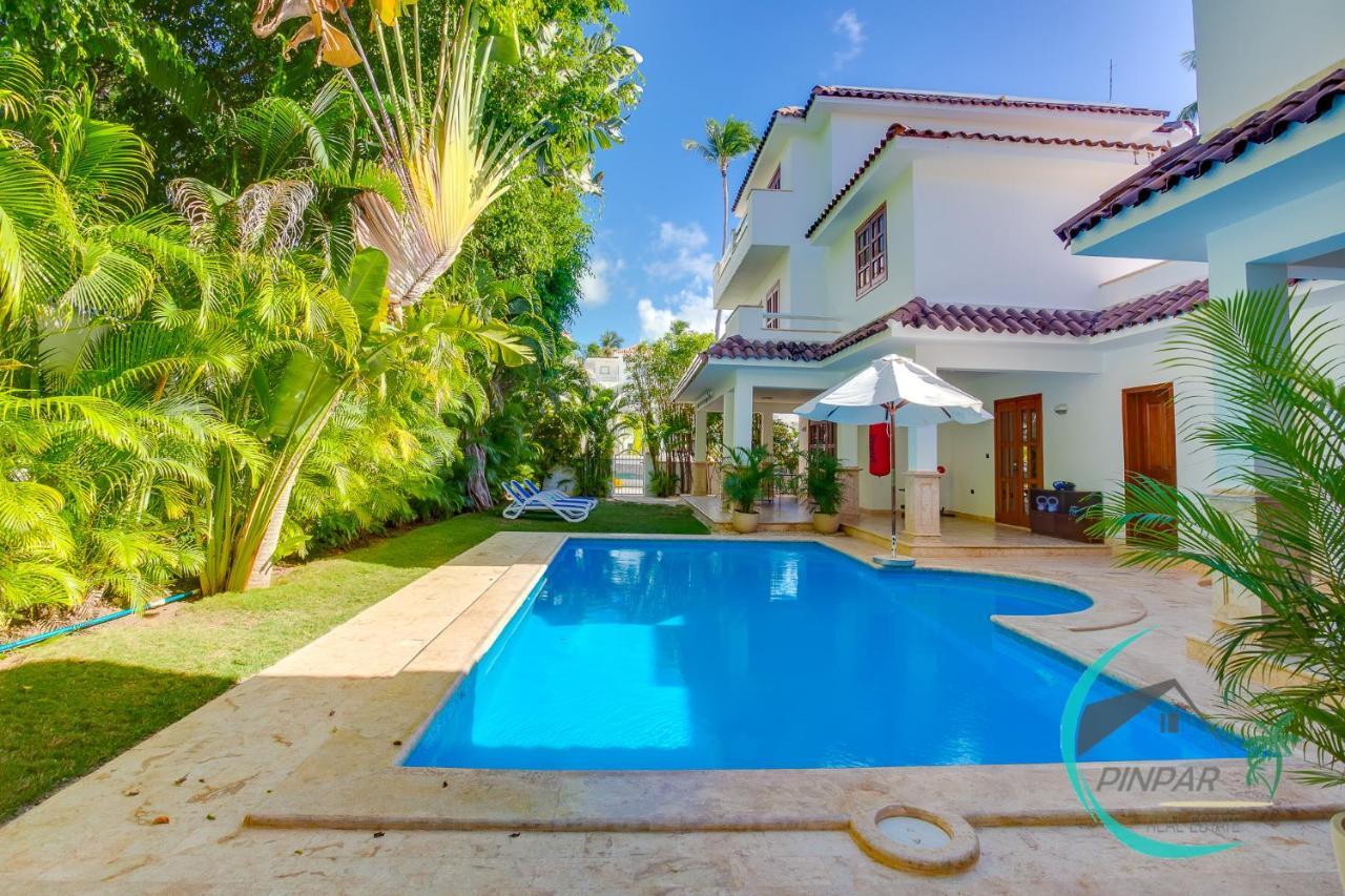 Villa Close To The Beach! Lux Gemela, 6br, 9bt *