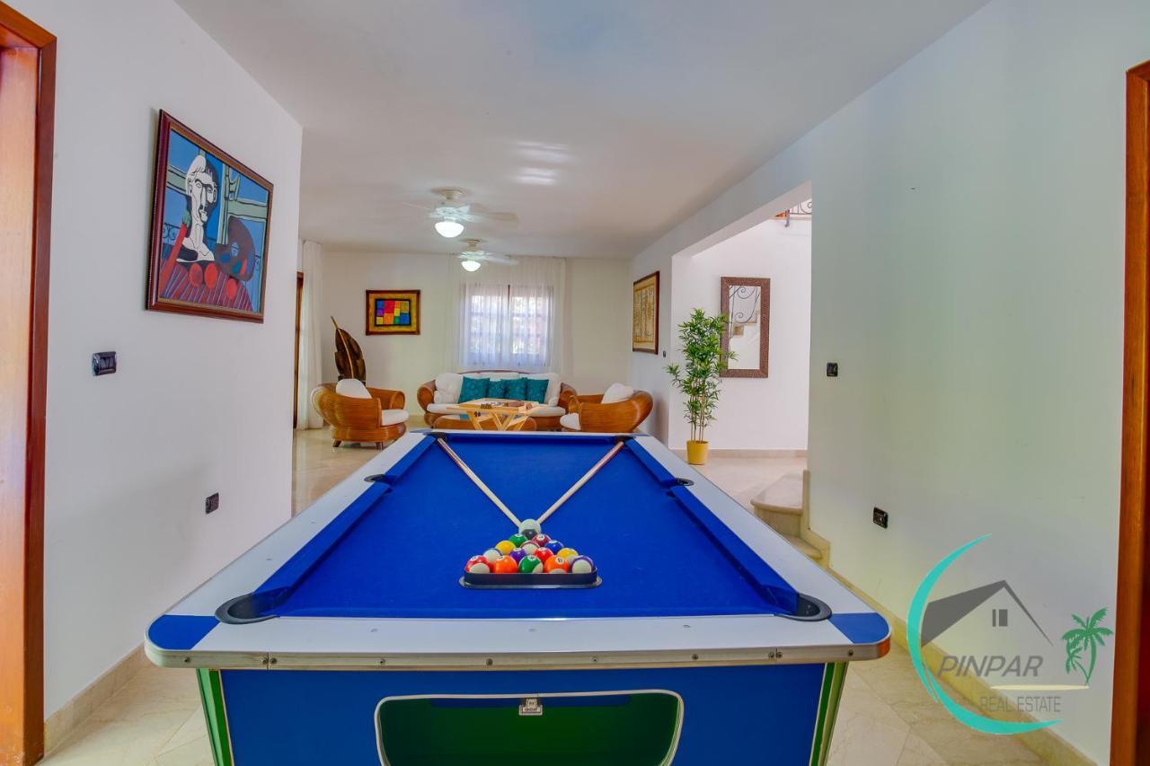 Villa Close To The Beach! Lux Gemela, 6br, 9bt *