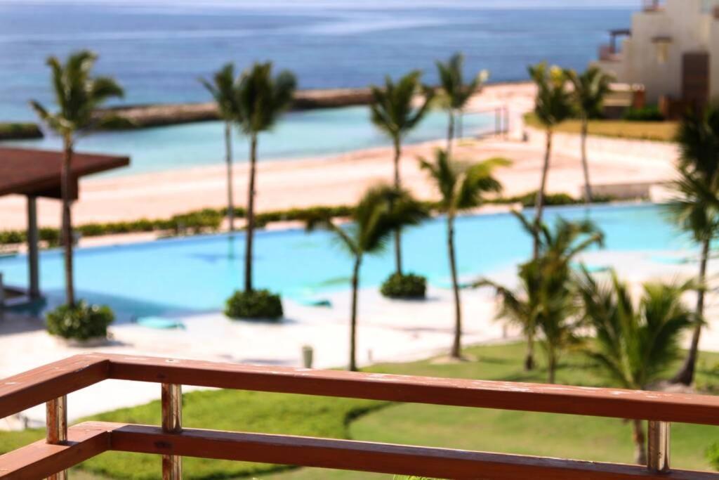 Beachfront Paradise Luxury Penthouse Apartment *