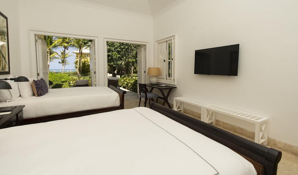 Tortuga Bay, * Punta Cana