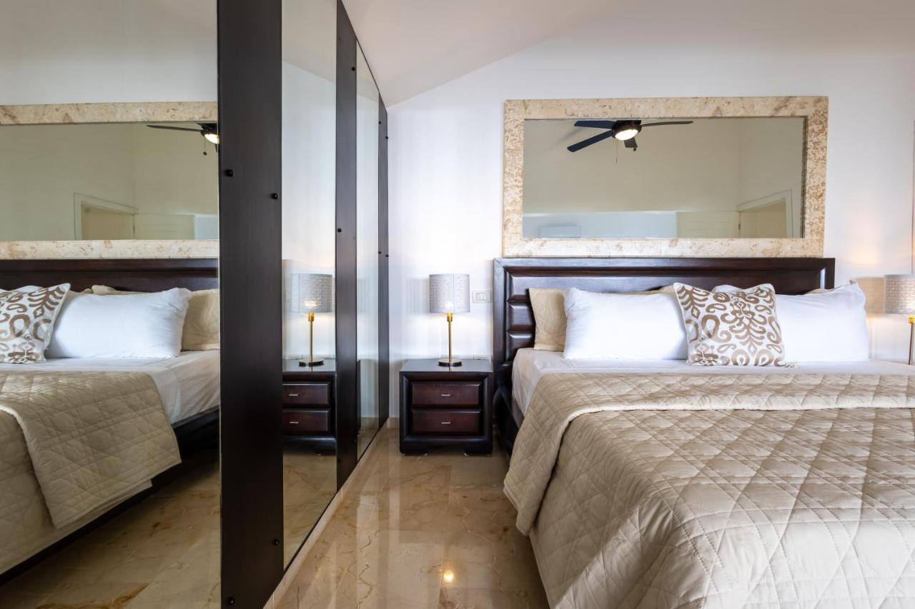 Huge 8-bedroom With Private Pool - Corales