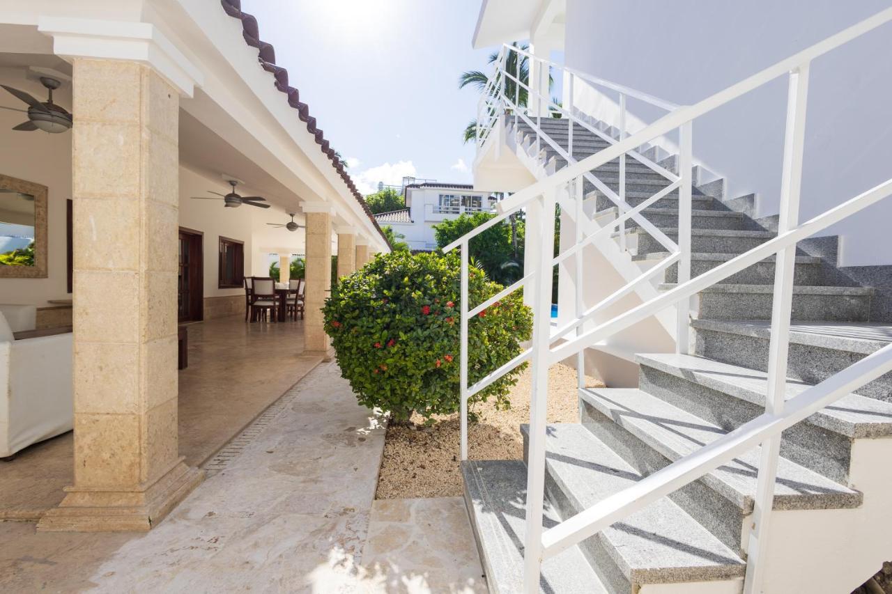 Villa Huge 8-bedroom With Private Pool - Corales Punta Cana