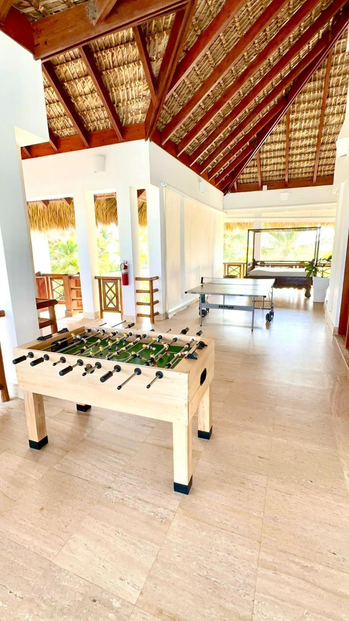 Beautiful Property Across From Hardrock Hotel With Free Casino Private Beach Club And Golf Course We Now Take Google Pay Apple Pay And Paypal *