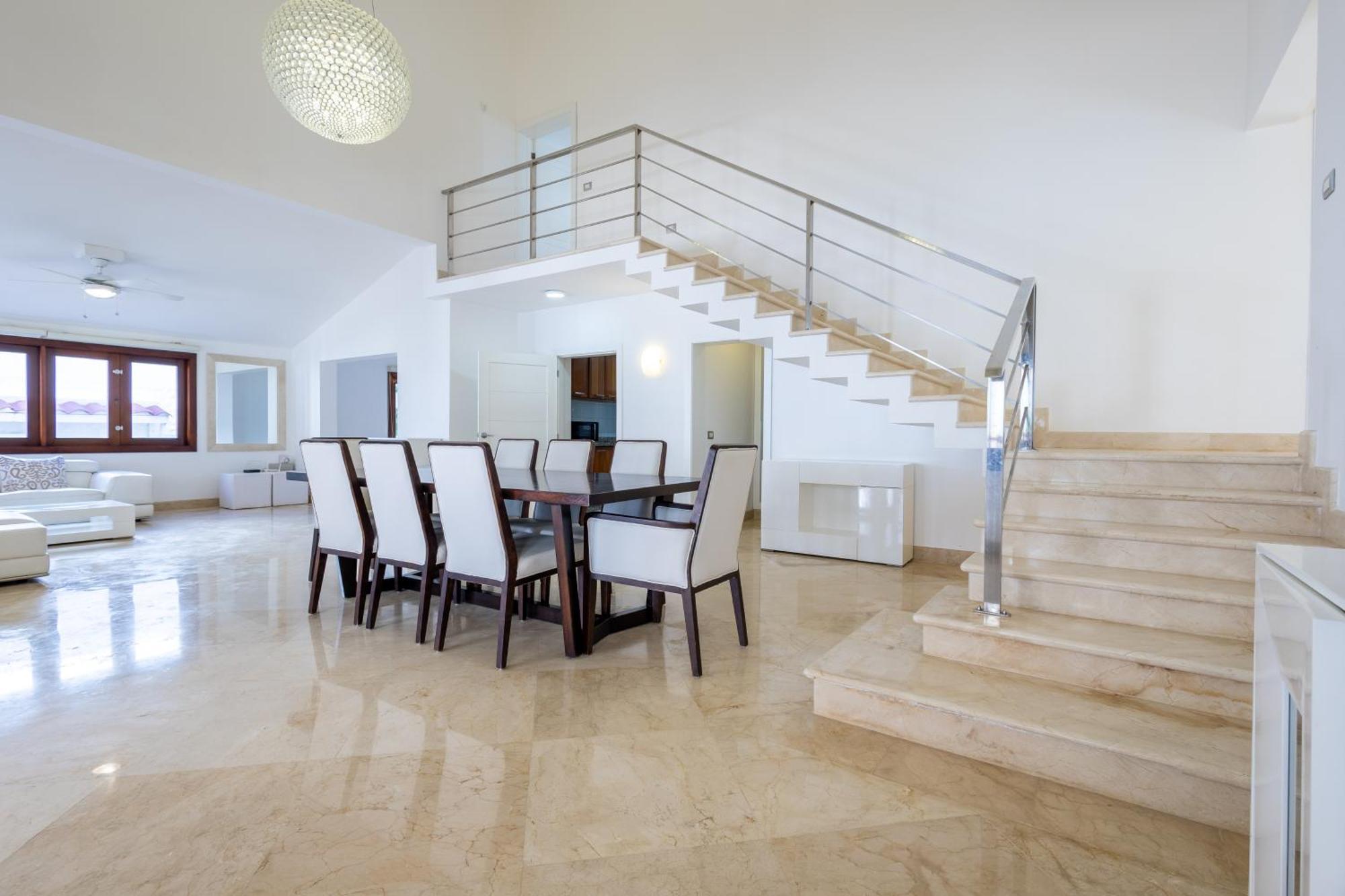 Huge 8-bedroom With Private Pool - Corales Villa