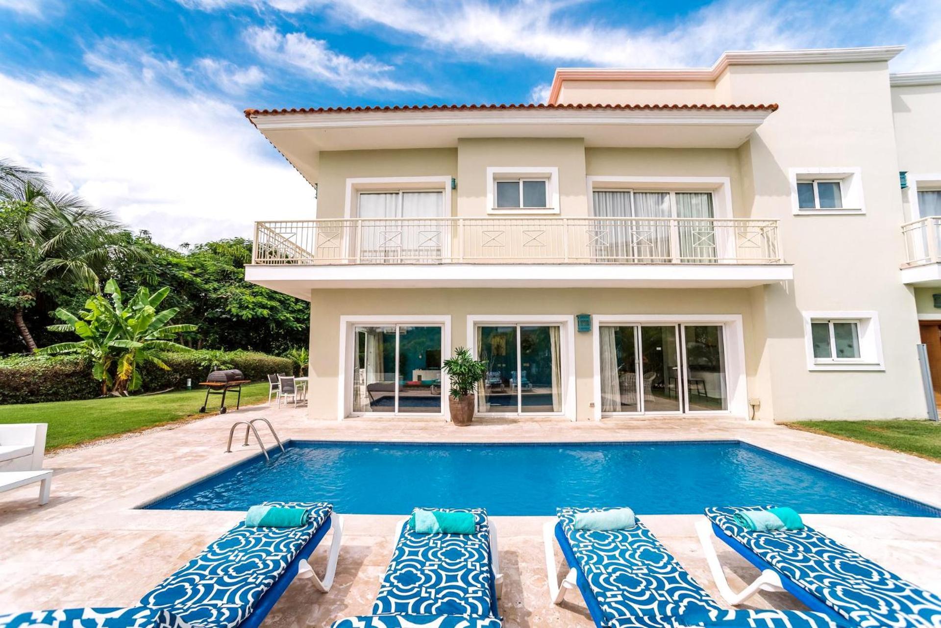 Villa Special Offer! Bueno With Private Pool&beach