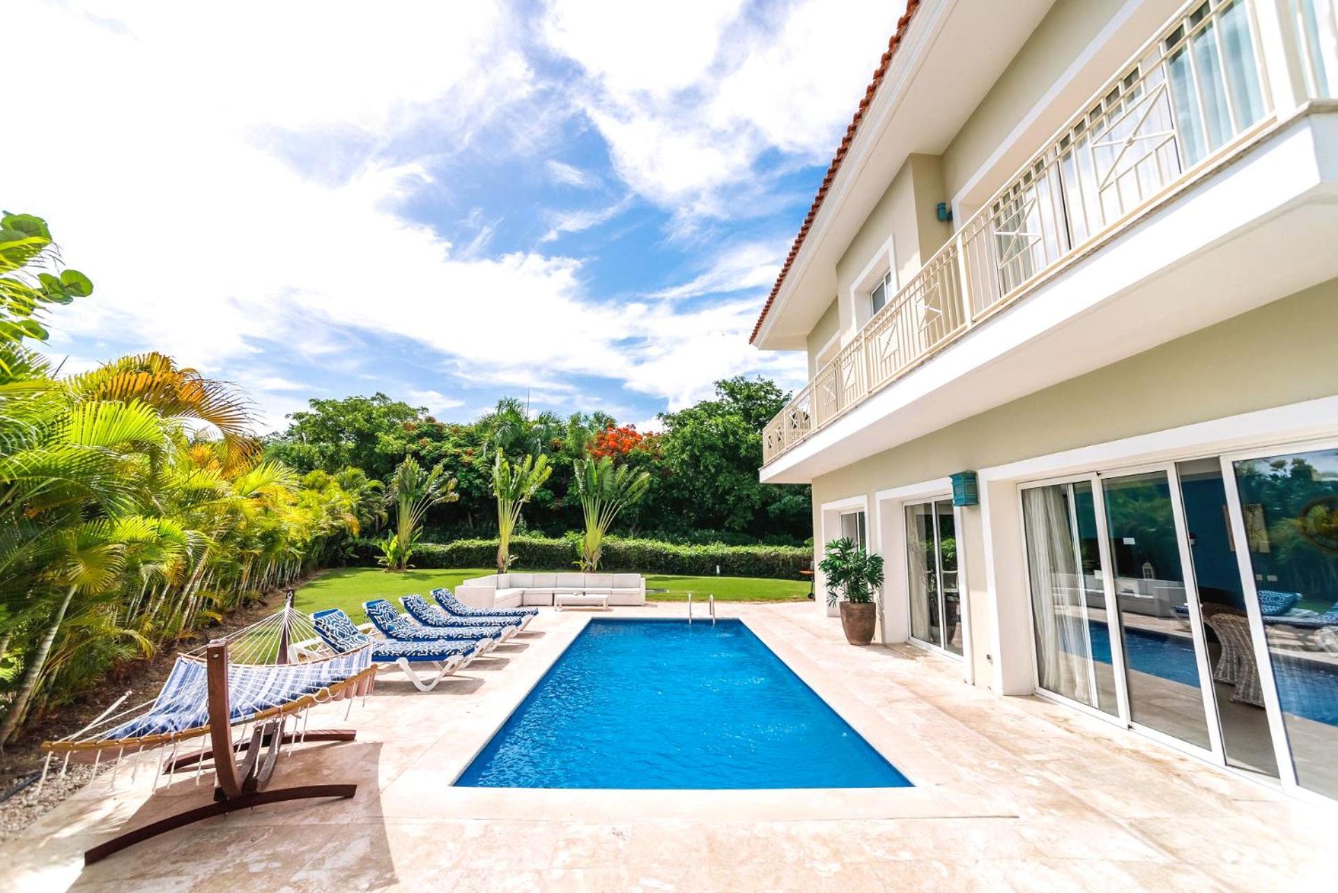 Special Offer! Bueno With Private Pool&beach Villa Punta Cana