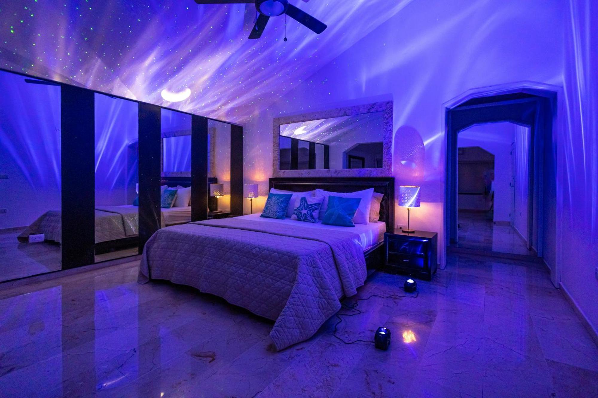 Huge 8-bedroom With Private Pool - Corales