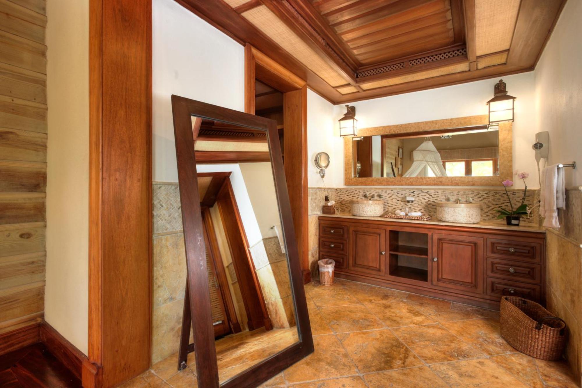 Villa Cap Cana For Rent - Luxury With Access To Eden Roc Punta Cana
