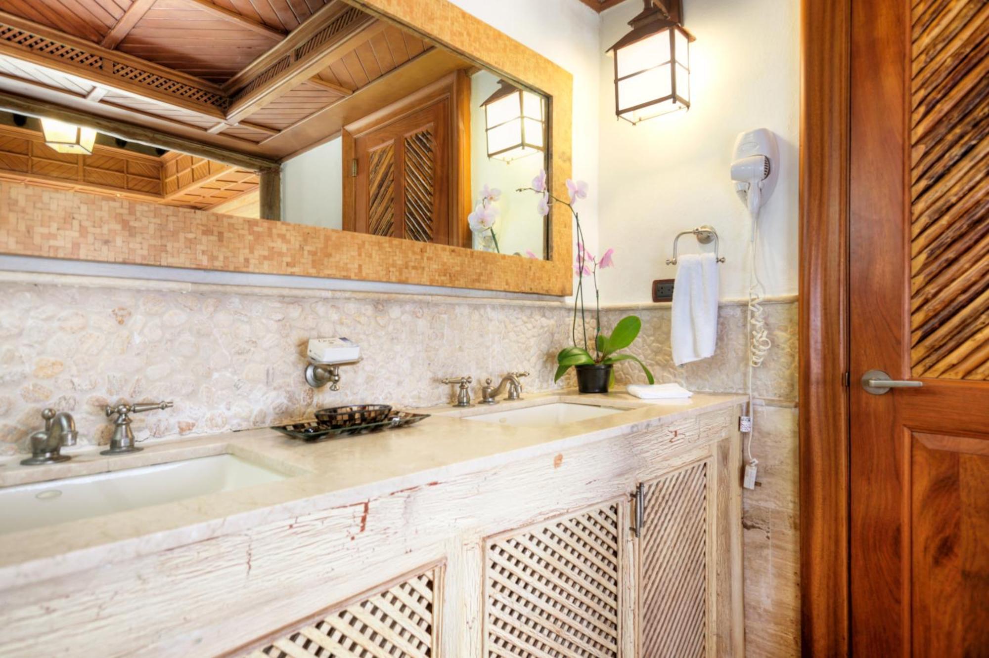 Villa Cap Cana For Rent - Luxury With Access To Eden Roc Punta Cana