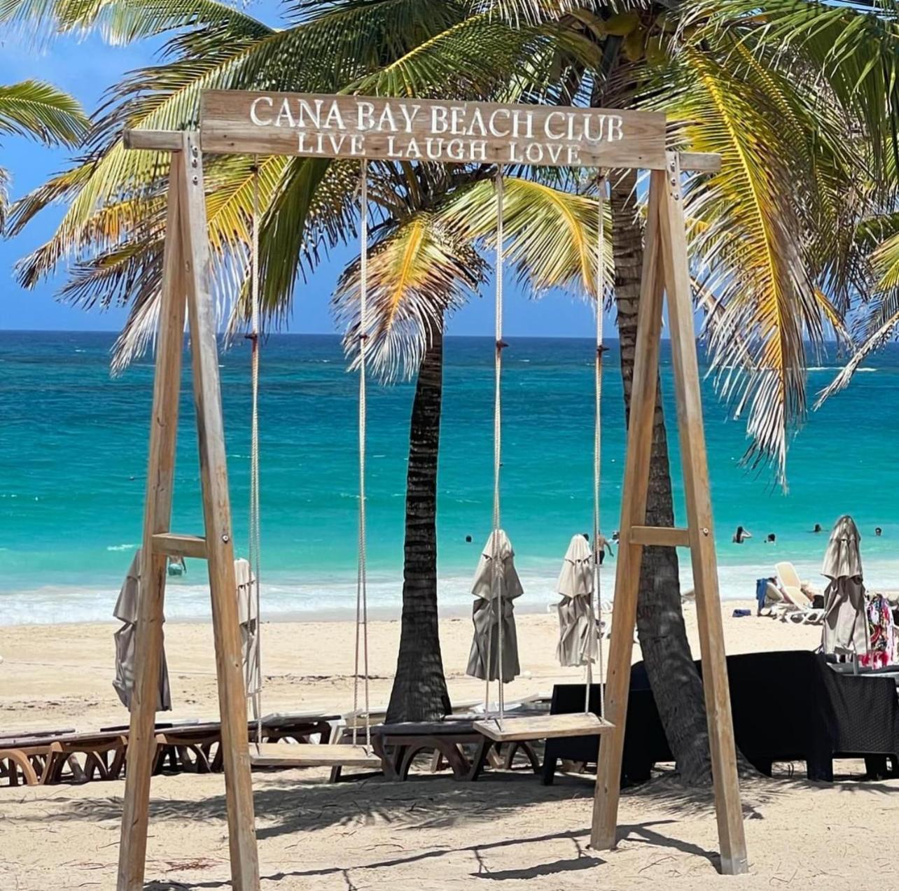 Beautiful Property Across From Hardrock Hotel With Free Casino Private Beach Club And Golf Course We Now Take Google Pay Apple Pay And Paypal Apartment Punta Cana
