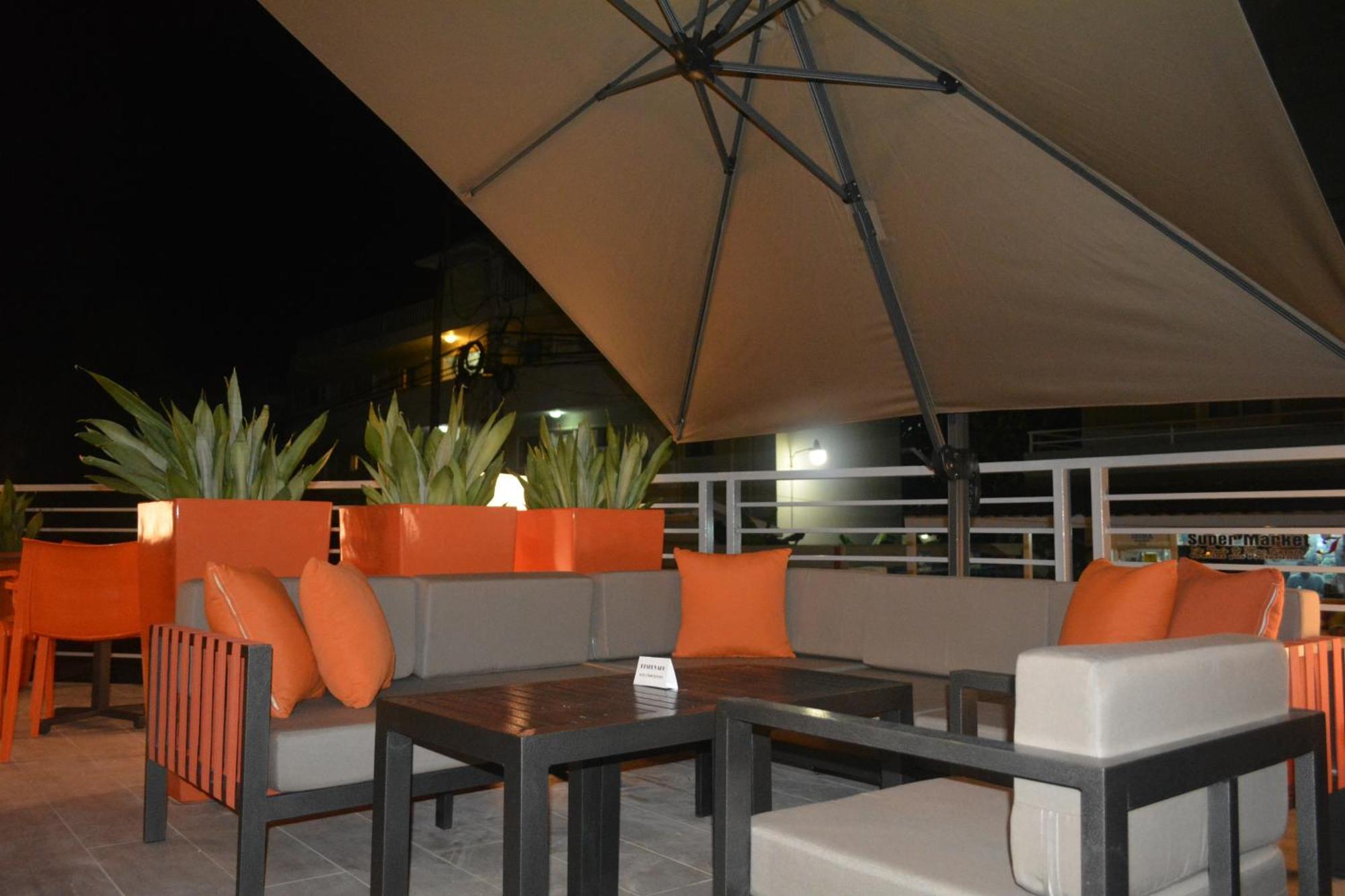 Ducassi Rooftop Pool - Club And Punta Cana