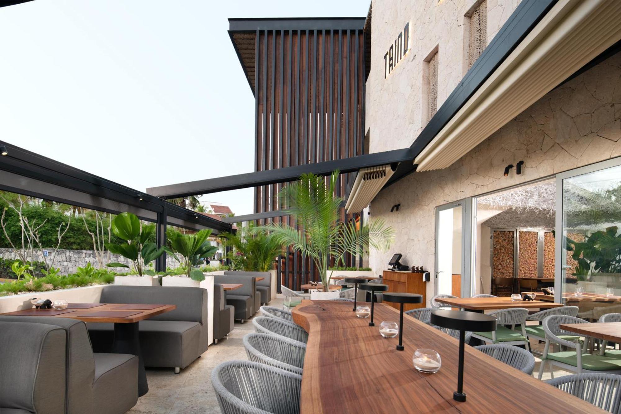 Ducassi Rooftop Pool - Club And 5*