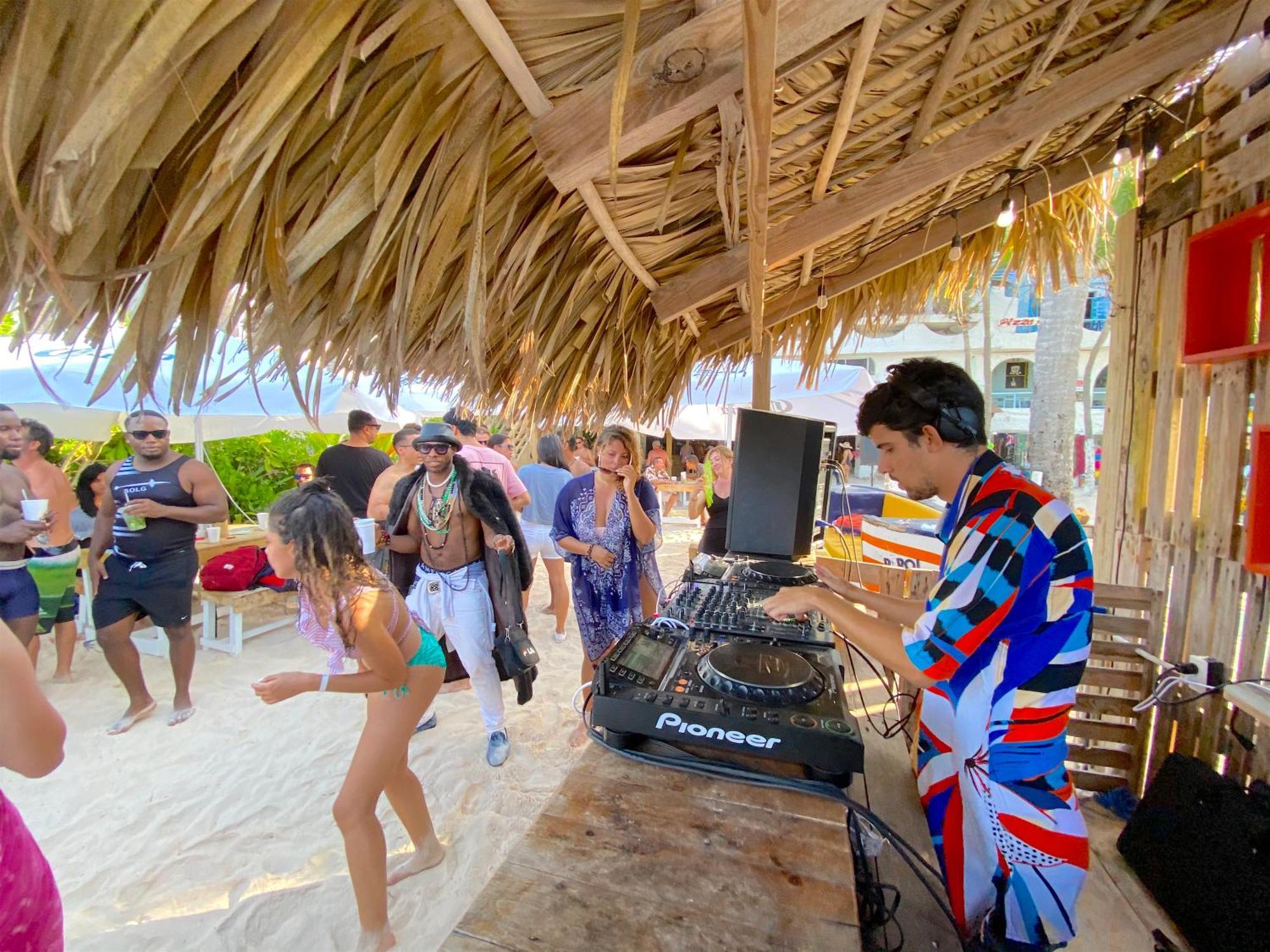 Caribbean And - Playa Corales