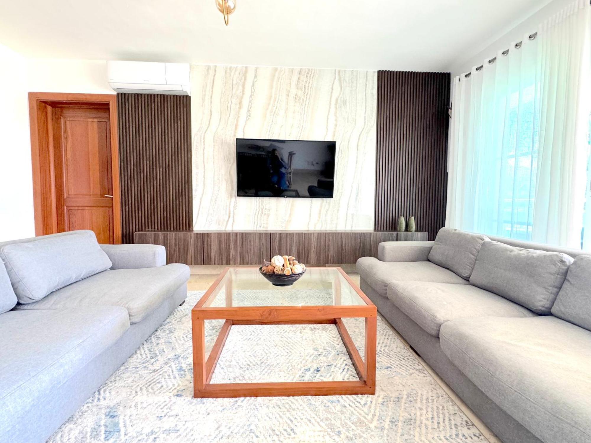Apartment Front By Playa Palmera *