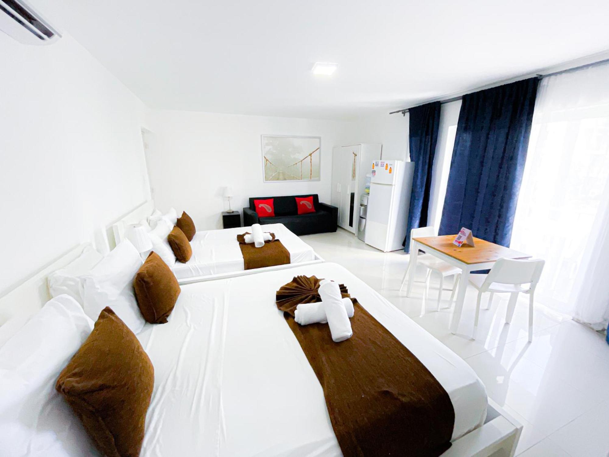 Tropical Adventure Sol Caribe Pool Club & Hotel