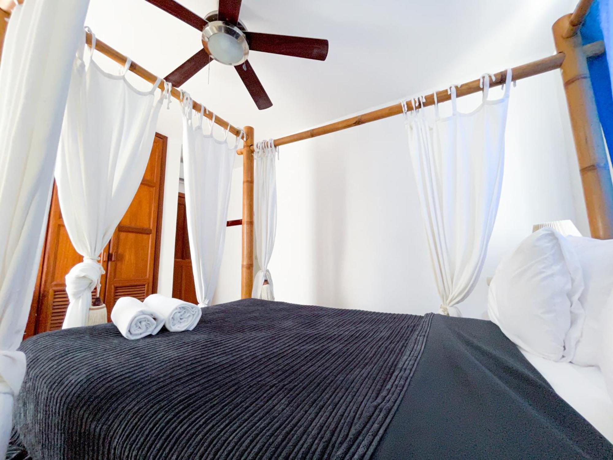 Resort Condo-hotel With & Private Wifi Bbq Club & Punta Cana