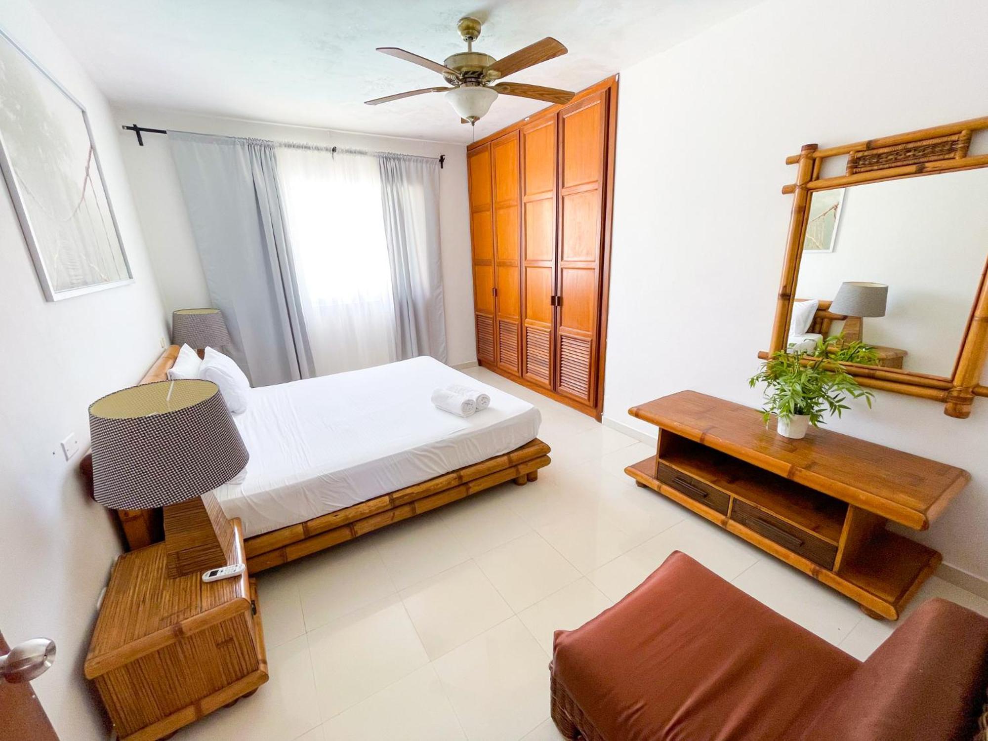 Tropical And Homes - Club, Spa, Restaurants - Playa Corales Punta Cana