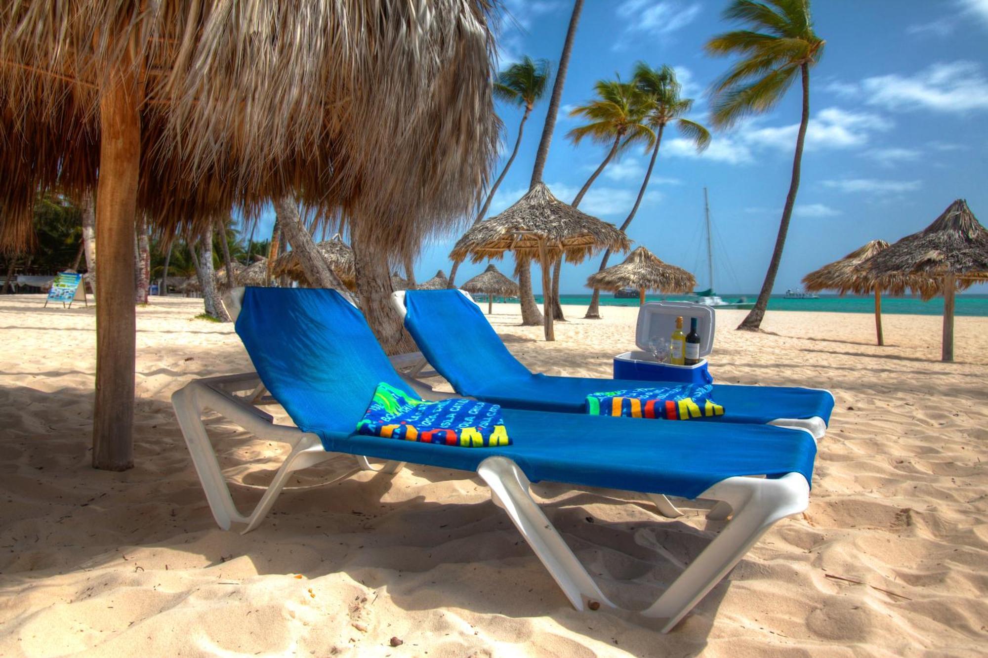 Aparthotel Sunny Deluxe Playa Corales - Wifi, Beach, Pool 5*
