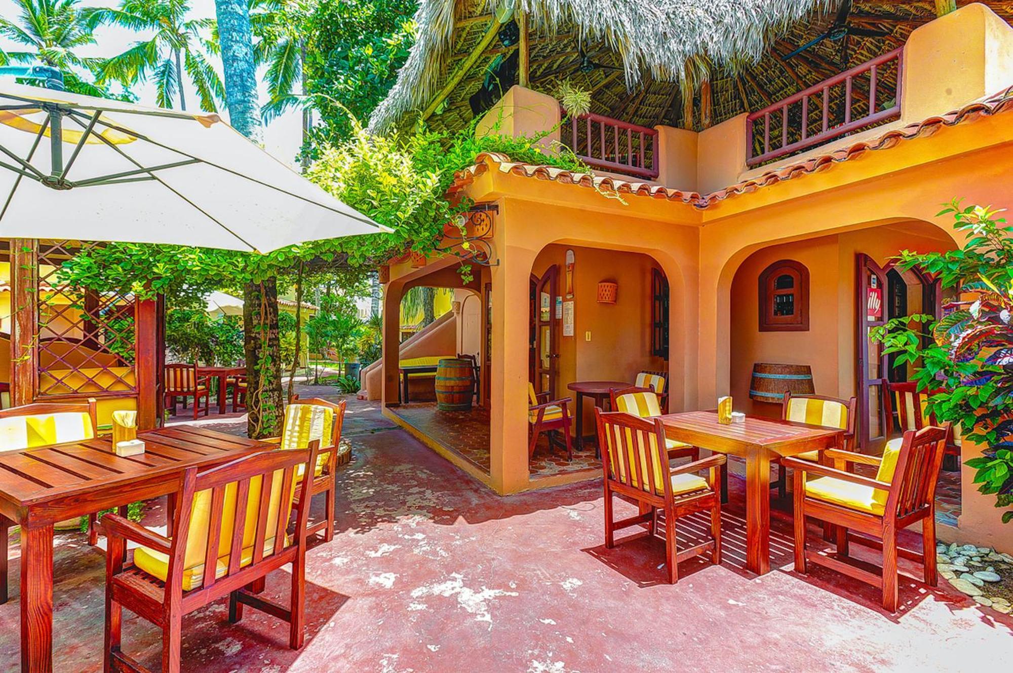 Sunny Deluxe Playa Corales - Wifi, Beach, Pool