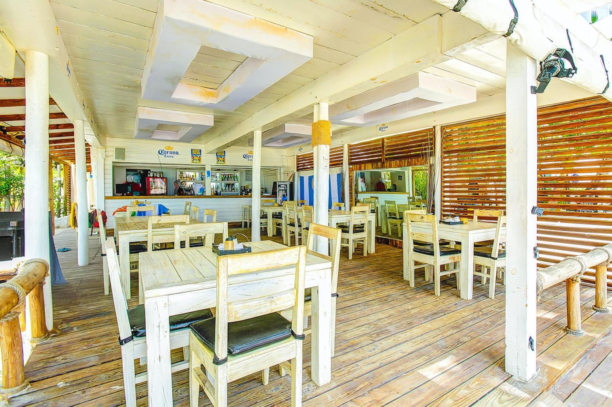 Sunny Deluxe Playa Corales - Wifi, Beach, Pool 5* Punta Cana
